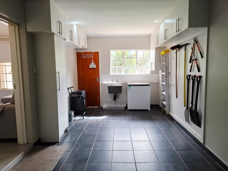 3 Bedroom Property for Sale in Langenhovenpark Free State